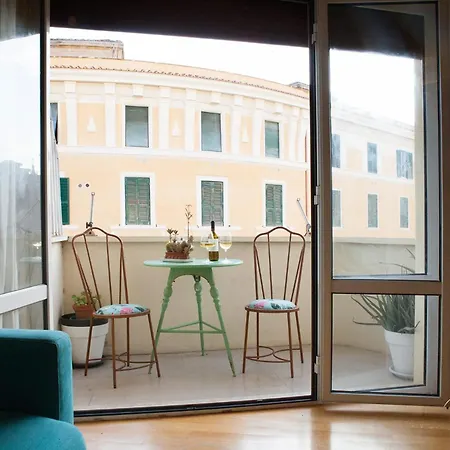 Lucy Vista San Pietro * Rome